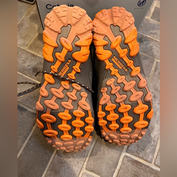 🥾 Merrell Mens / Boys Hiking Boots in Gray and Orange - Size 6 - Picture 4 of 5